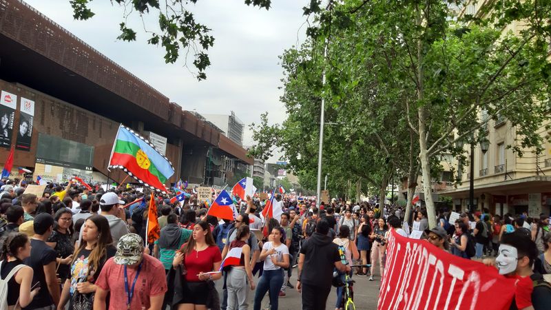 Estallido social IV: En busca de una salida a la crisis – Notas para el debate